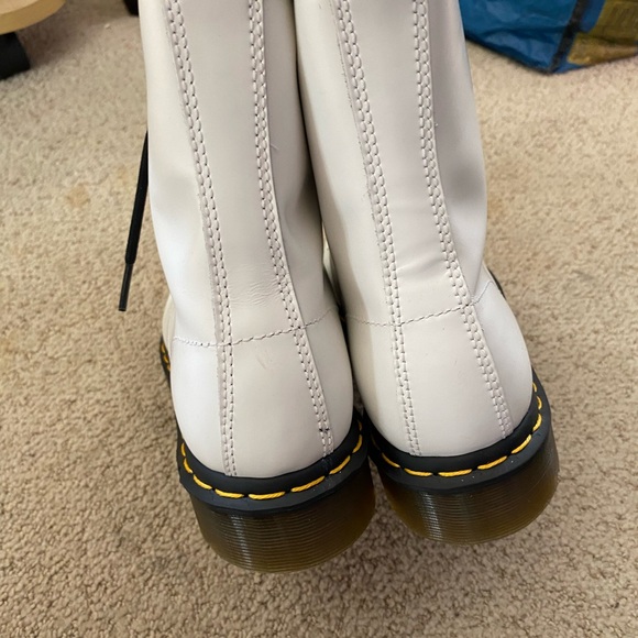 Dr. Martens 1460 smooth White Leather Boots - Picture 3 of 6